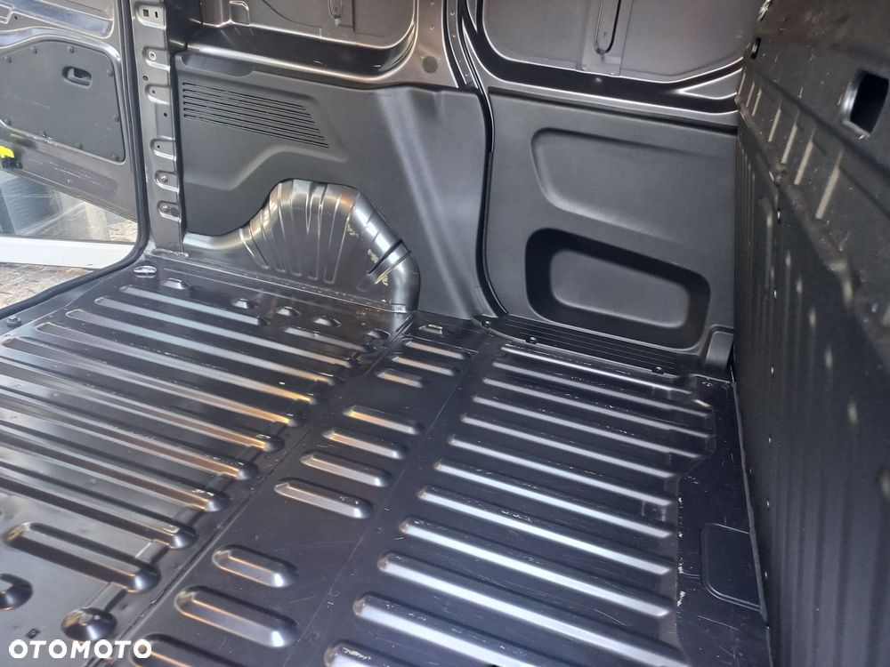 Peugeot Partner - 18