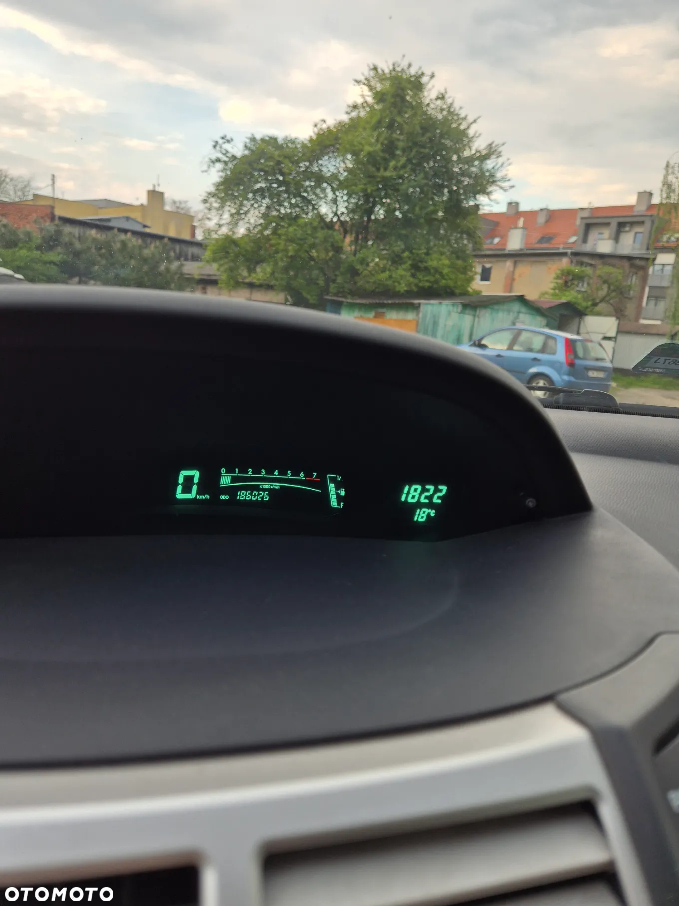 Toyota Yaris 1.3 Sol - 14