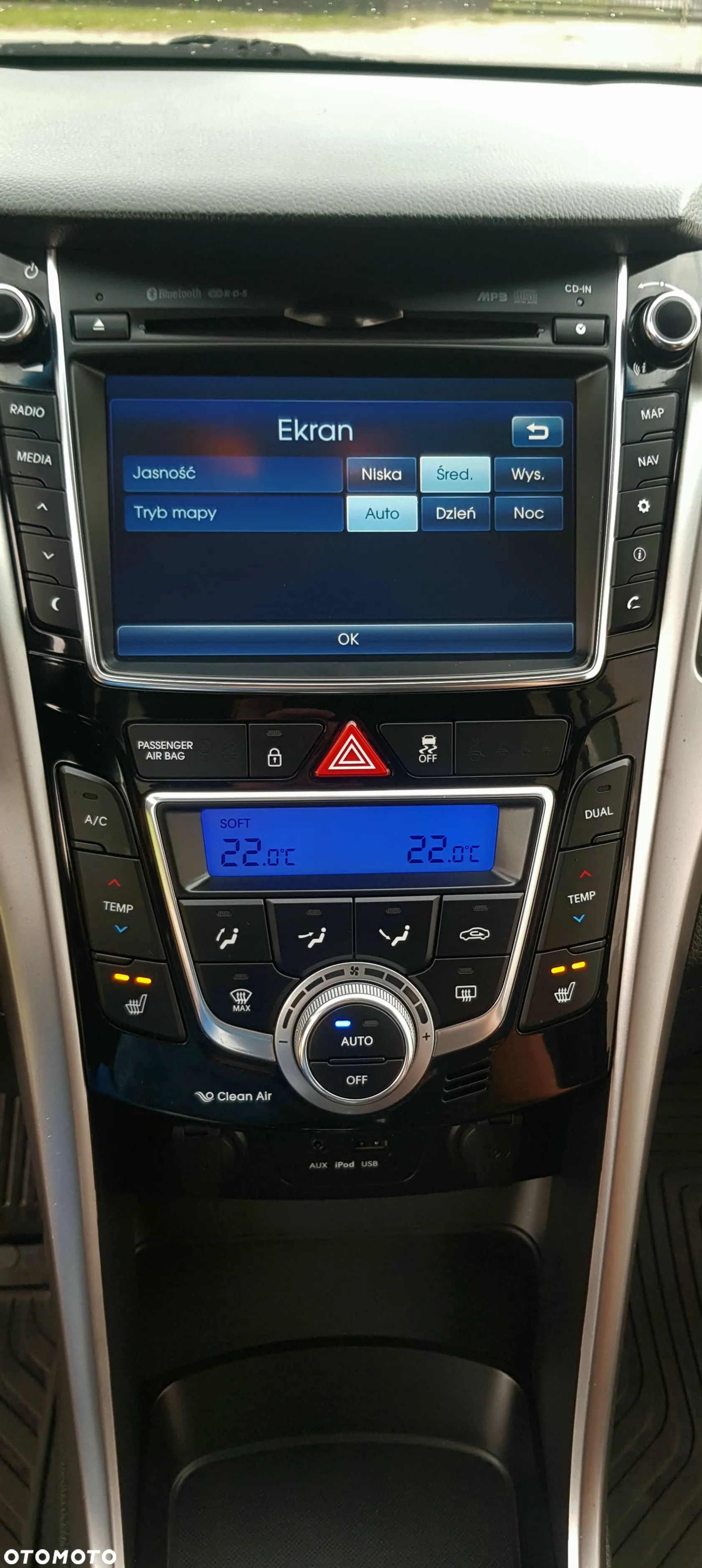 Hyundai i30 1.6 CRDI Fifa World Cup Edition - 32