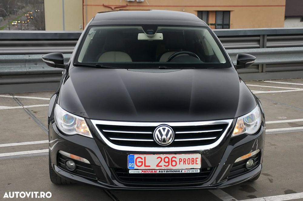 Volkswagen Passat CC - 8