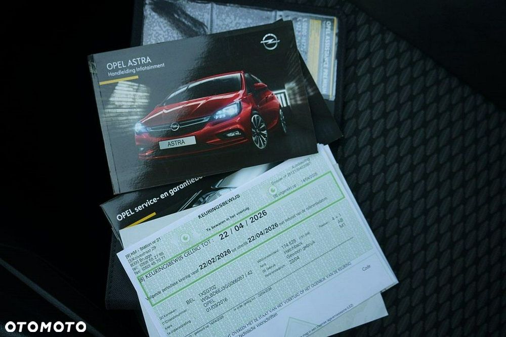 Opel Astra - 25