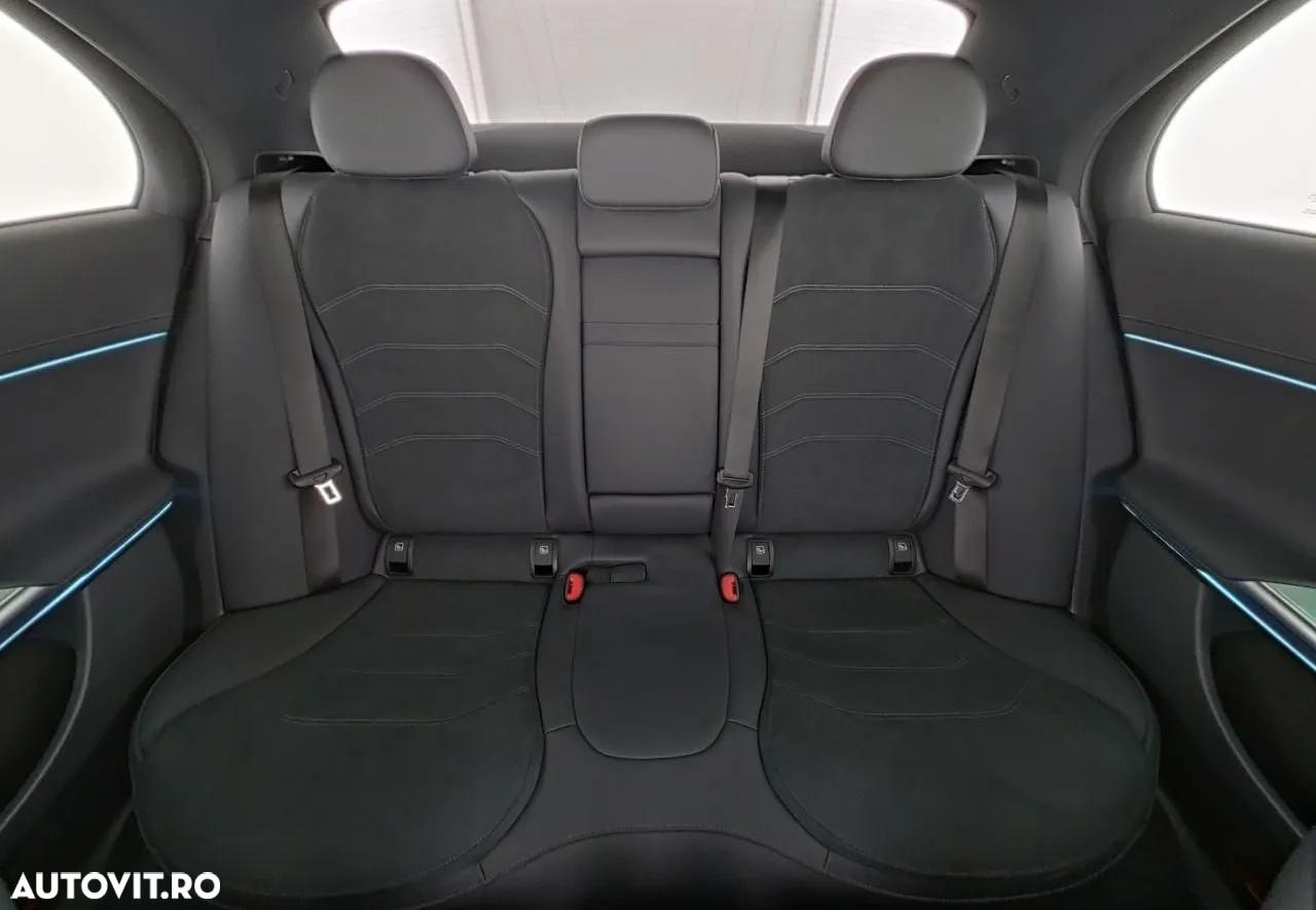 Mercedes-Benz E 220 d 4Matic 9G-TRONIC Edition AMG Line - 14
