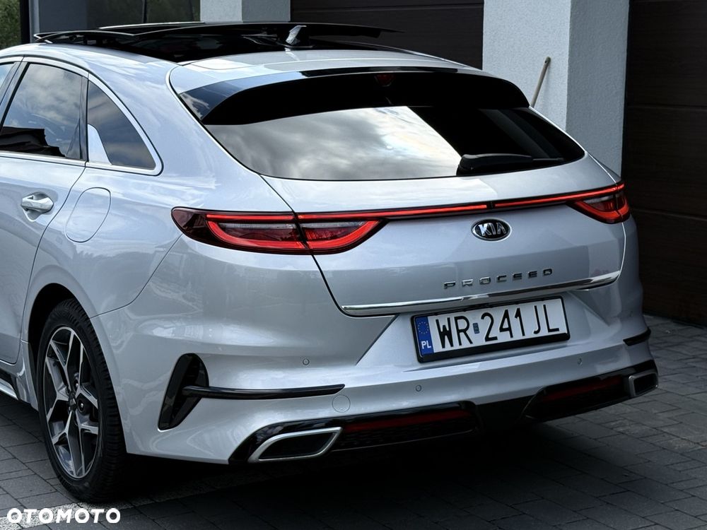 Kia ProCeed 1.5 T-GDI OPF GT LINE - 38