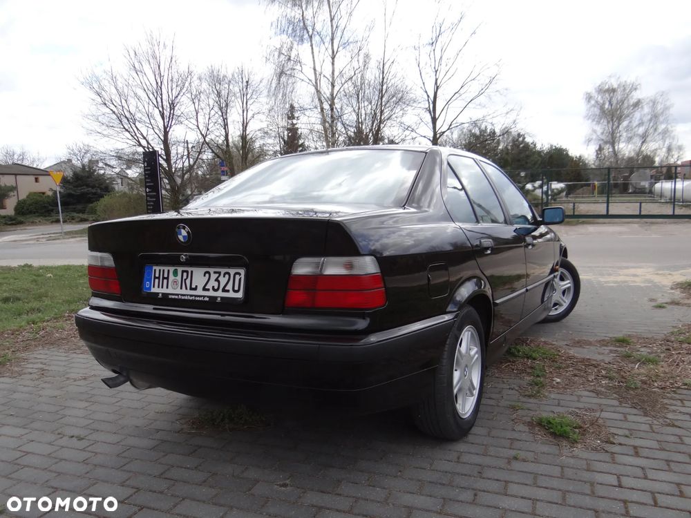 BMW Seria 3 316i - 3