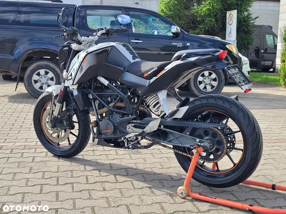 KTM Duke 125 - 19