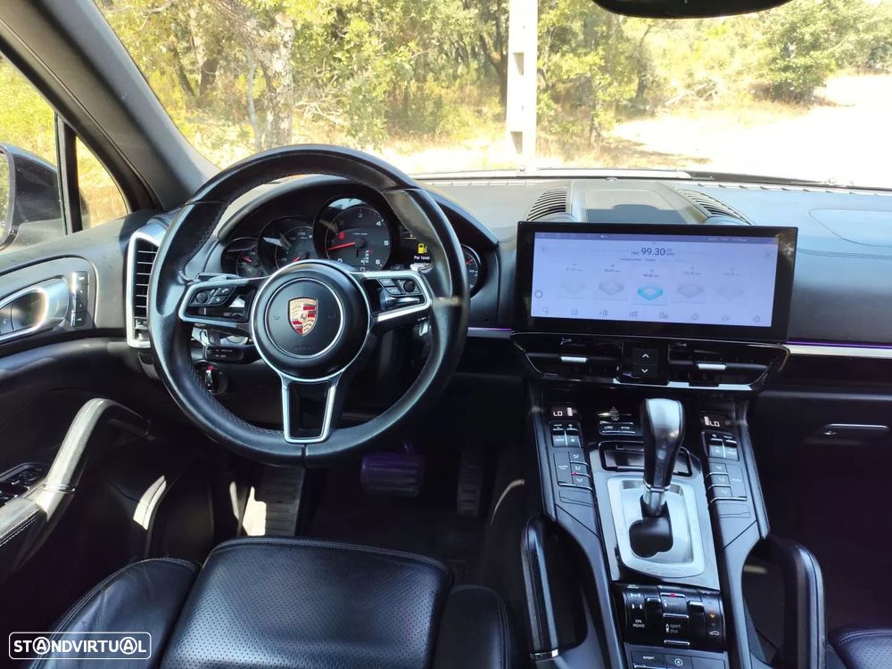 Porsche Cayenne 3.0 V6 - 21