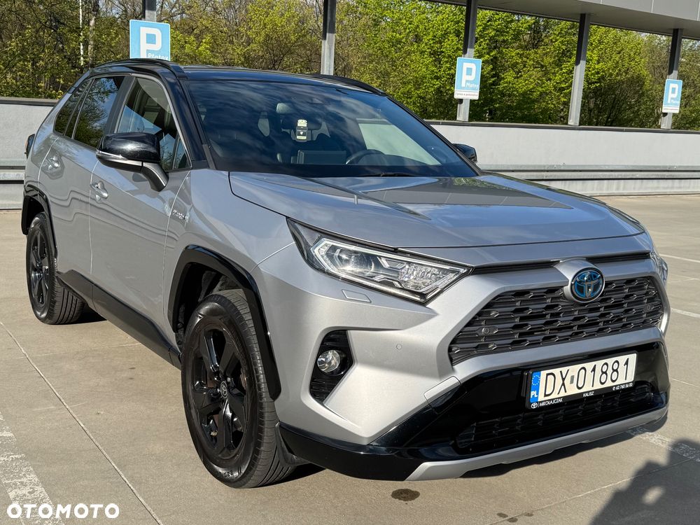 Toyota RAV4 - 1