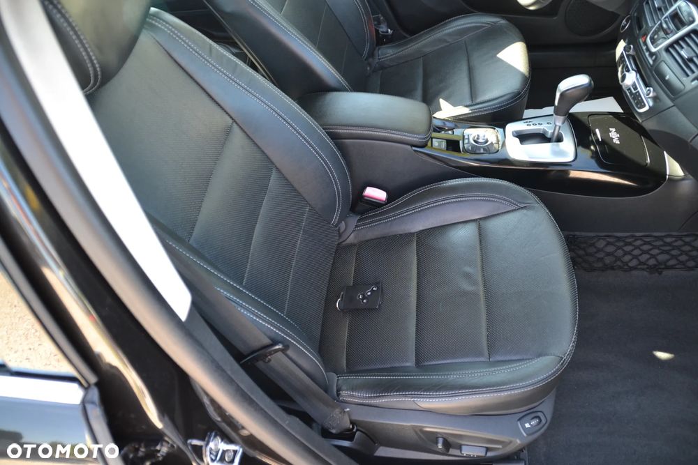 Renault Laguna 2.0 Turbo Initiale - 27