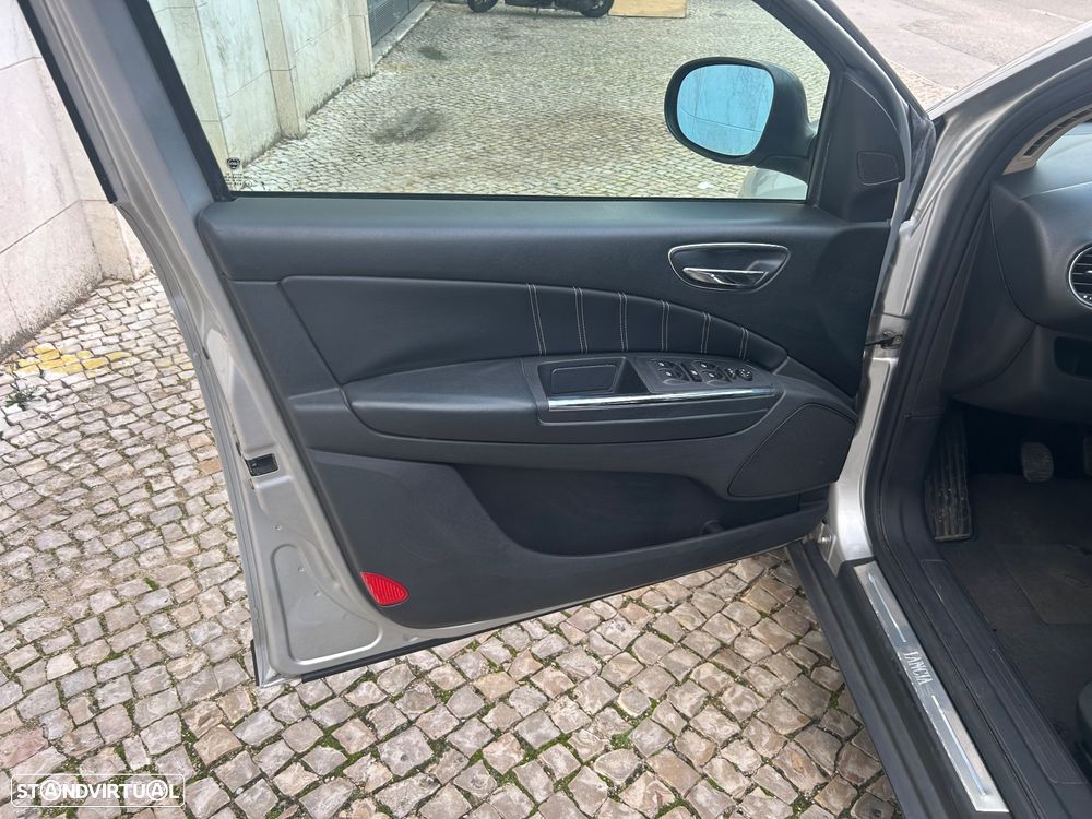 Lancia Delta 1.4 T-Jet Oro - 7