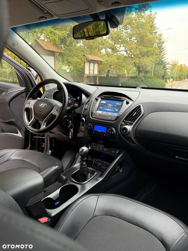 Hyundai ix35 - 23