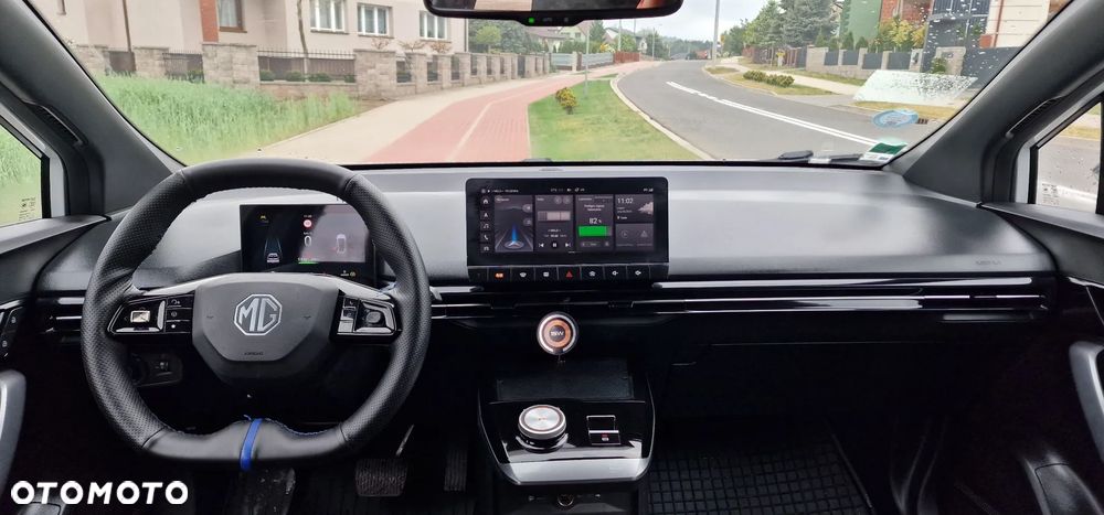 MG 4 Luxury 49 kWh - 10