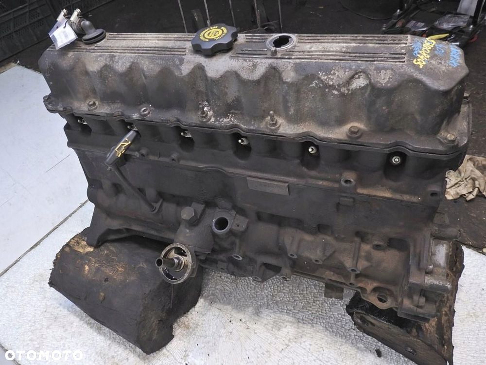 SILNIK JEEP CHEROKEE XJ 4.0 53008405 - 8