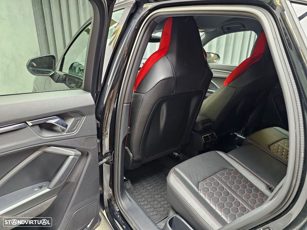 Audi RS Q3 Sportback - 22
