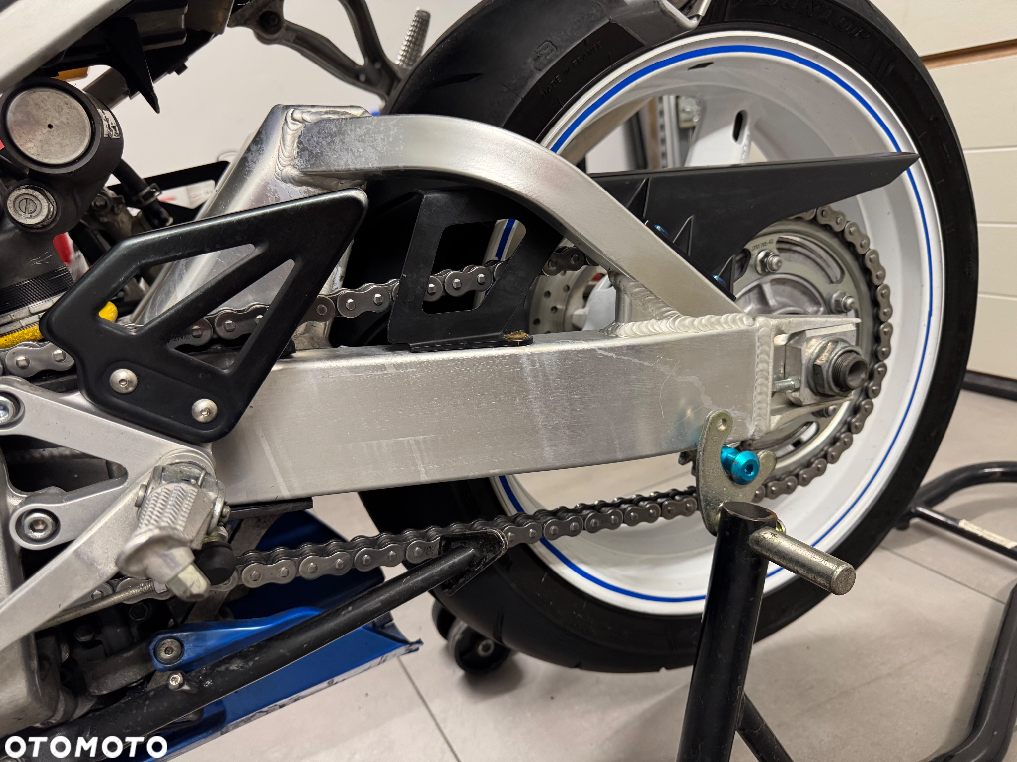 Suzuki GSX-R - 10