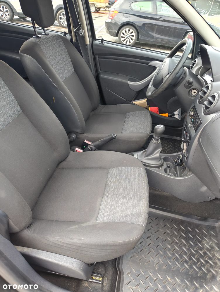 Dacia Duster 1.6 Ambiance 4x4 - 10