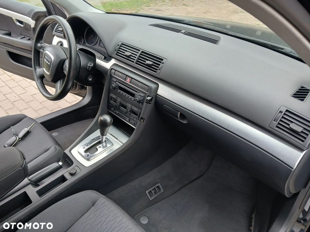 Audi A4 Avant - 21