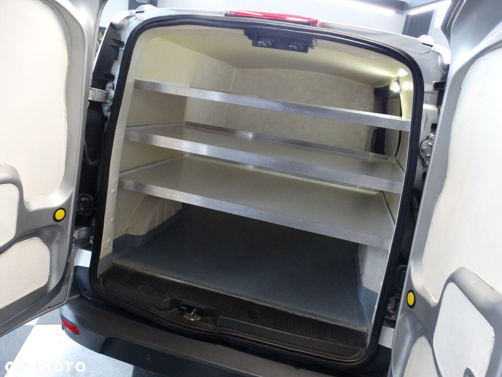 Ford transit-connect - 11