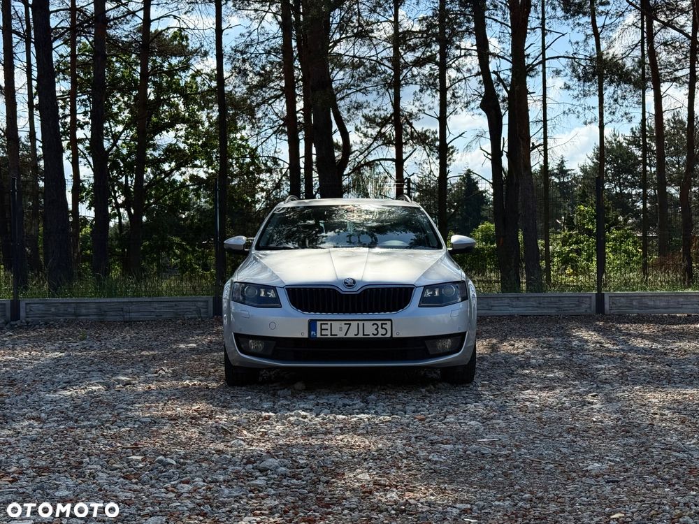 Skoda Octavia 2.0 TDI Style DSG - 4