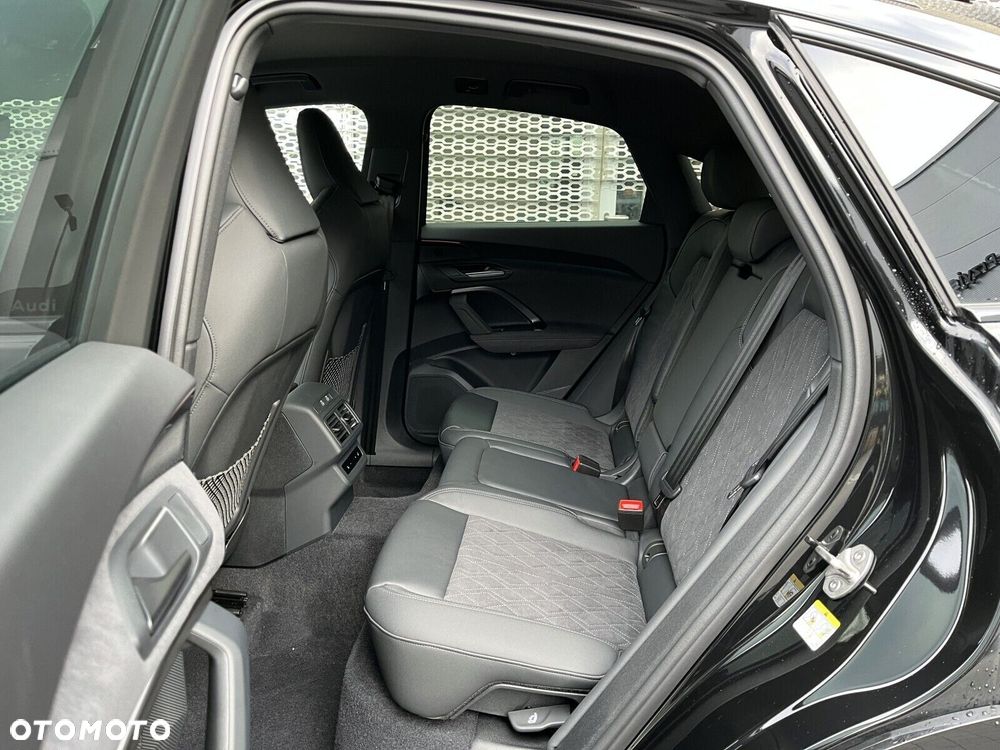 Audi Q5 Sportback - 30