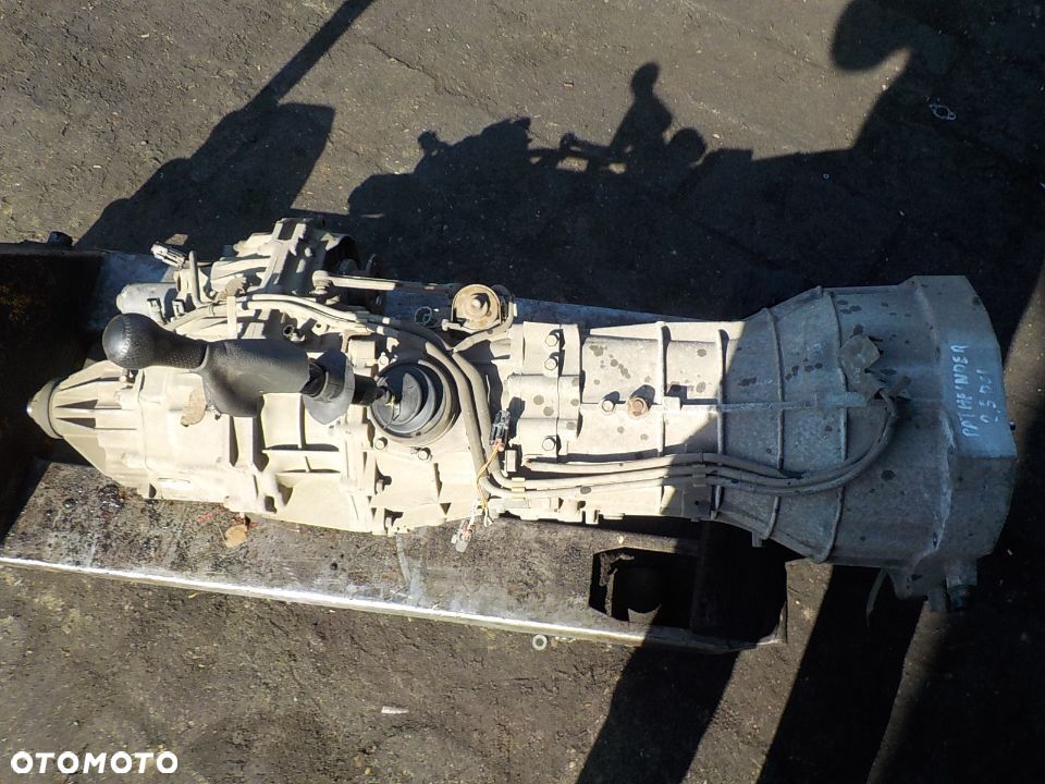 NISSAN NAVARA PATHFINDER 2.5 DCI SKRZYNIA REDUKTOR 32131 CD340 - 2