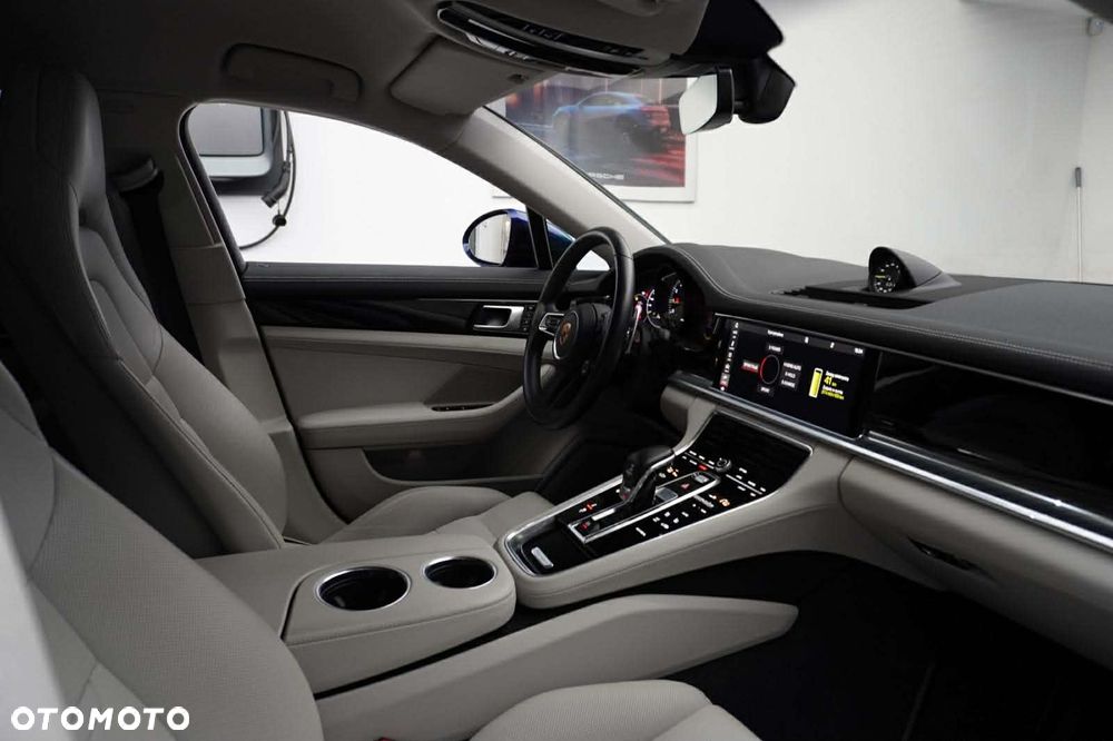 Porsche Panamera 4S E-Hybrid - 28