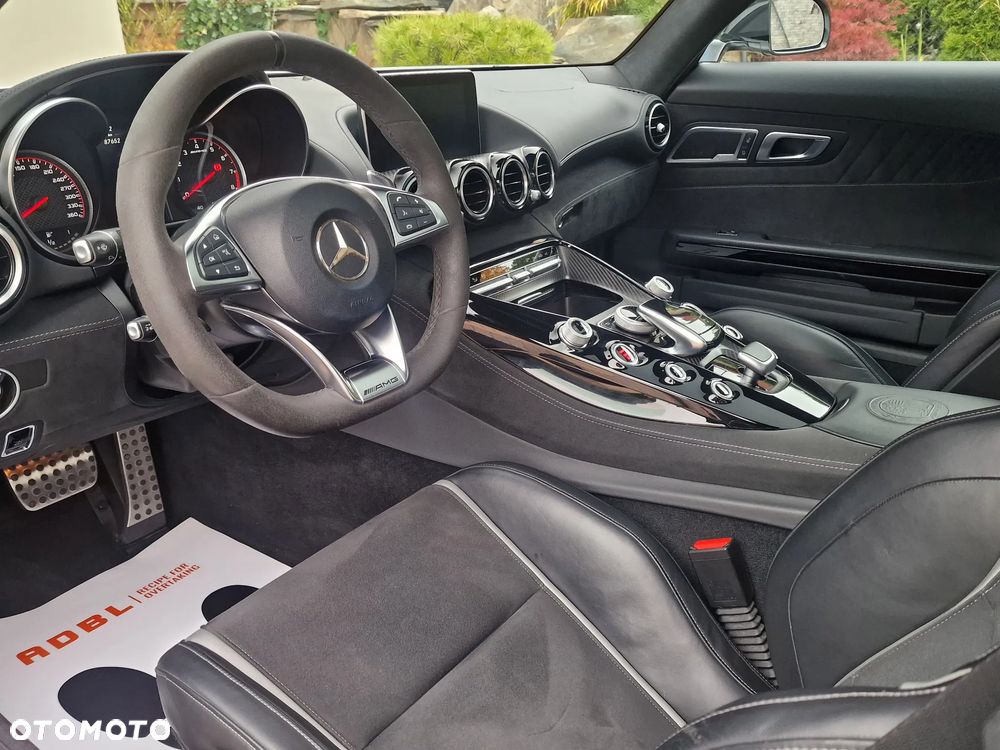Mercedes-Benz AMG GT - 7
