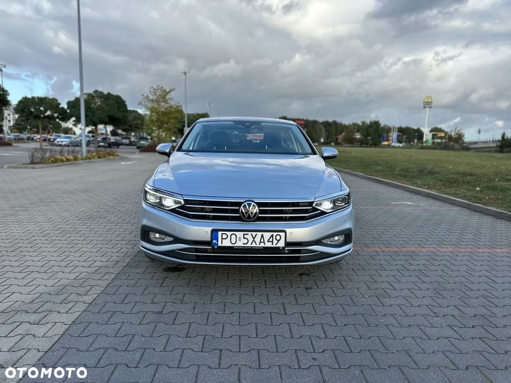 Volkswagen Passat 2.0 TSI Business DSG - 28