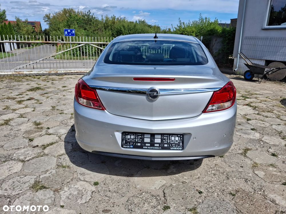 Opel Insignia 1.8 Sport - 3