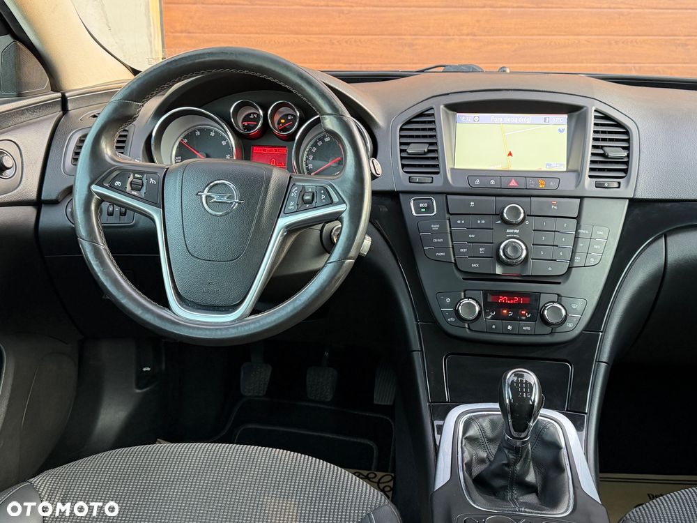 Opel Insignia - 13
