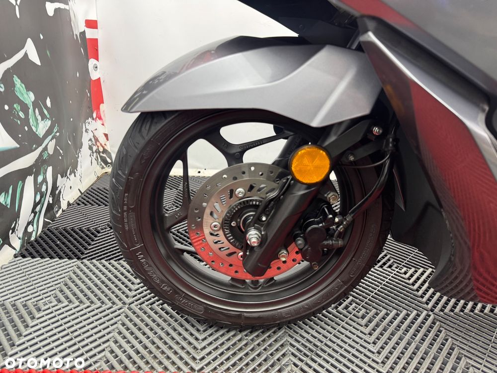 Honda PCX - 9