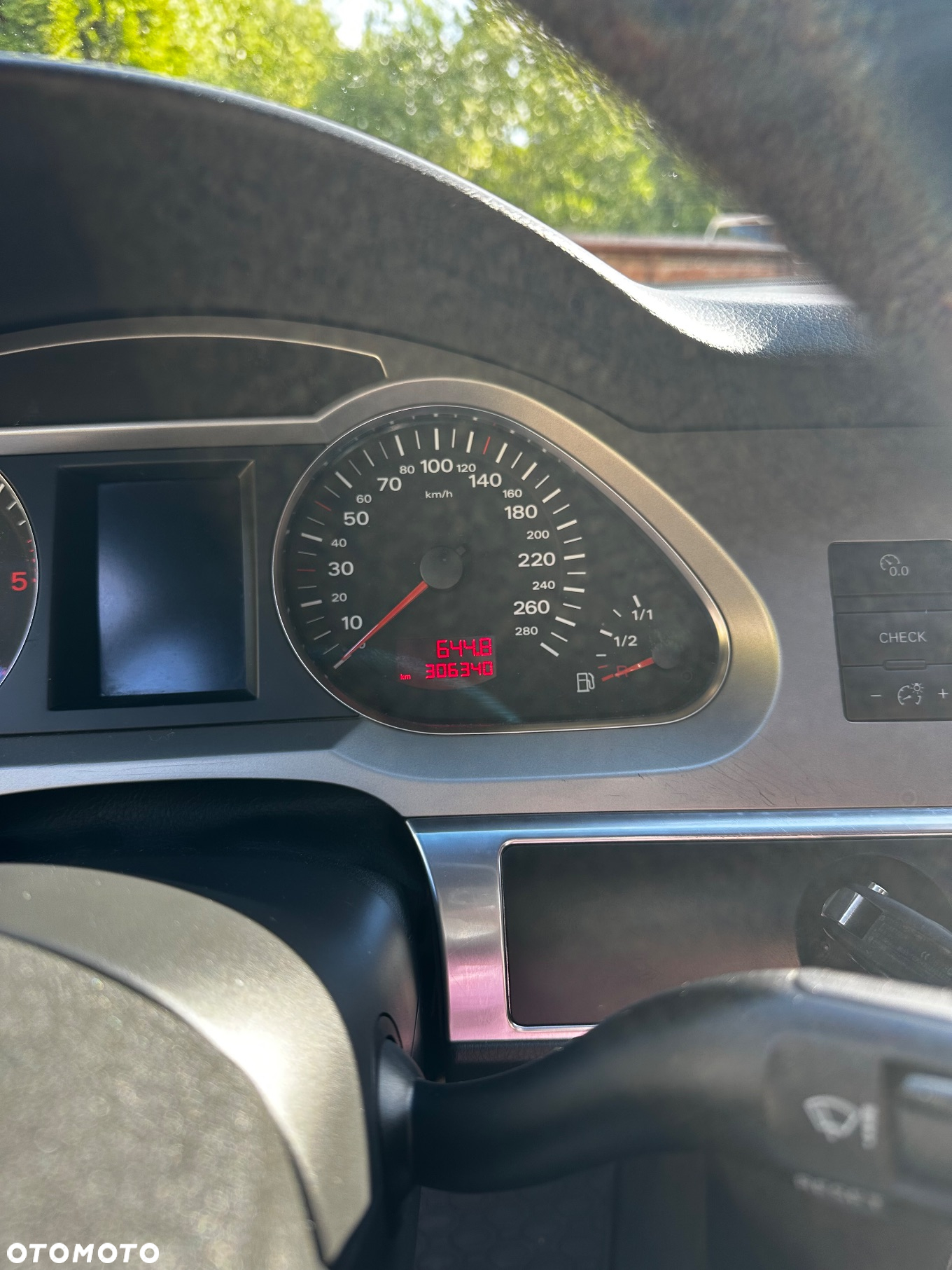 Audi A6 - 12