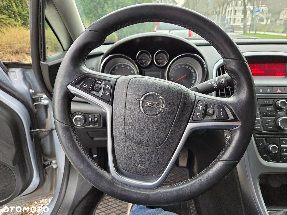 Opel Astra 1.6 Cosmo - 11