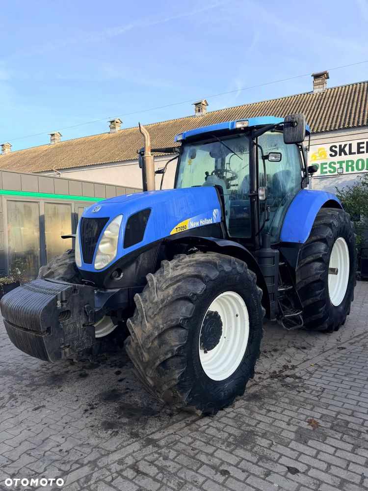New Holland T7050 - 3