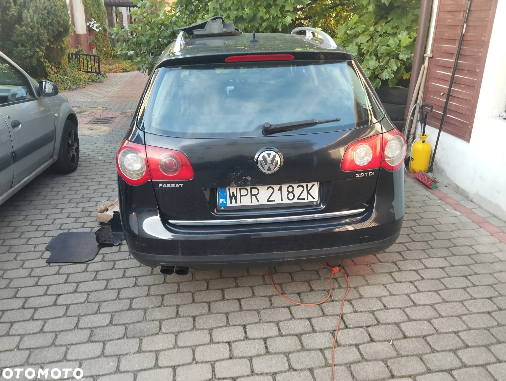 Volkswagen Passat 2.0 TDI DPF Highline - 15
