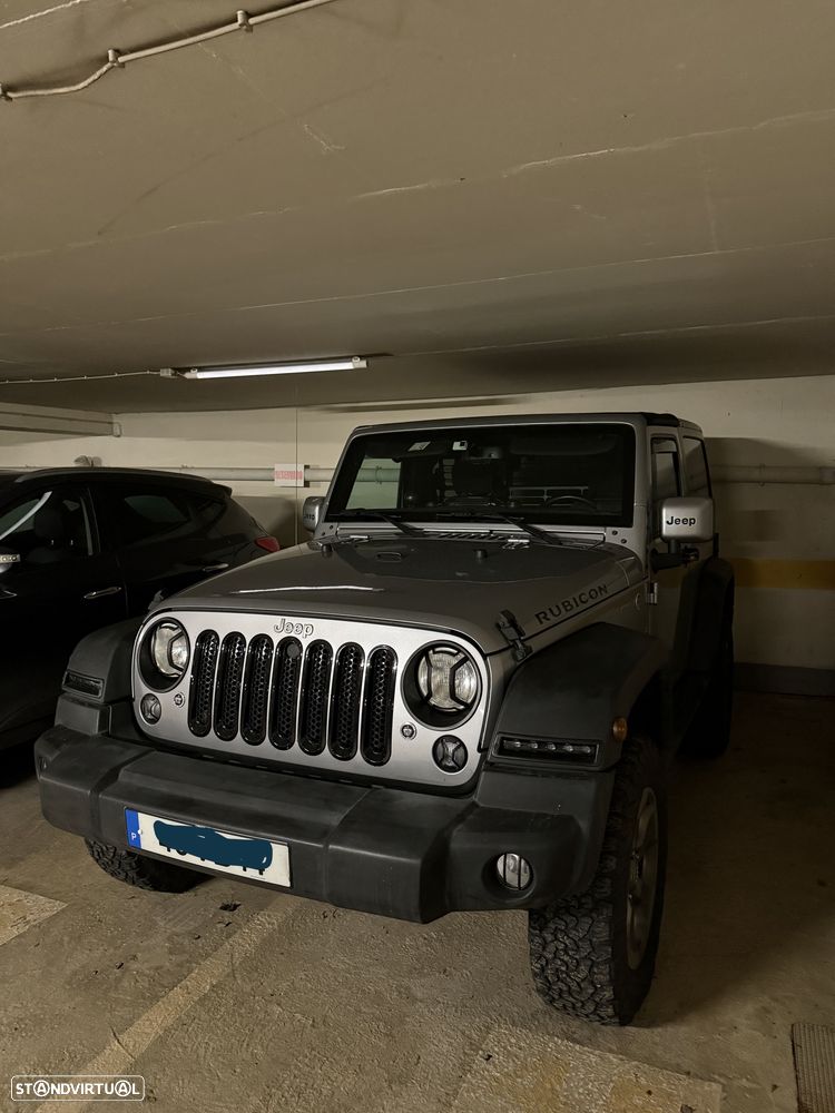 Jeep Wrangler - 8