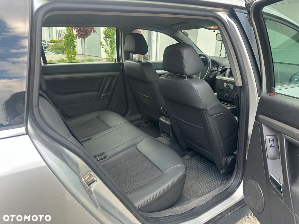 Opel Vectra 1.9 CDTI Elegance - 24