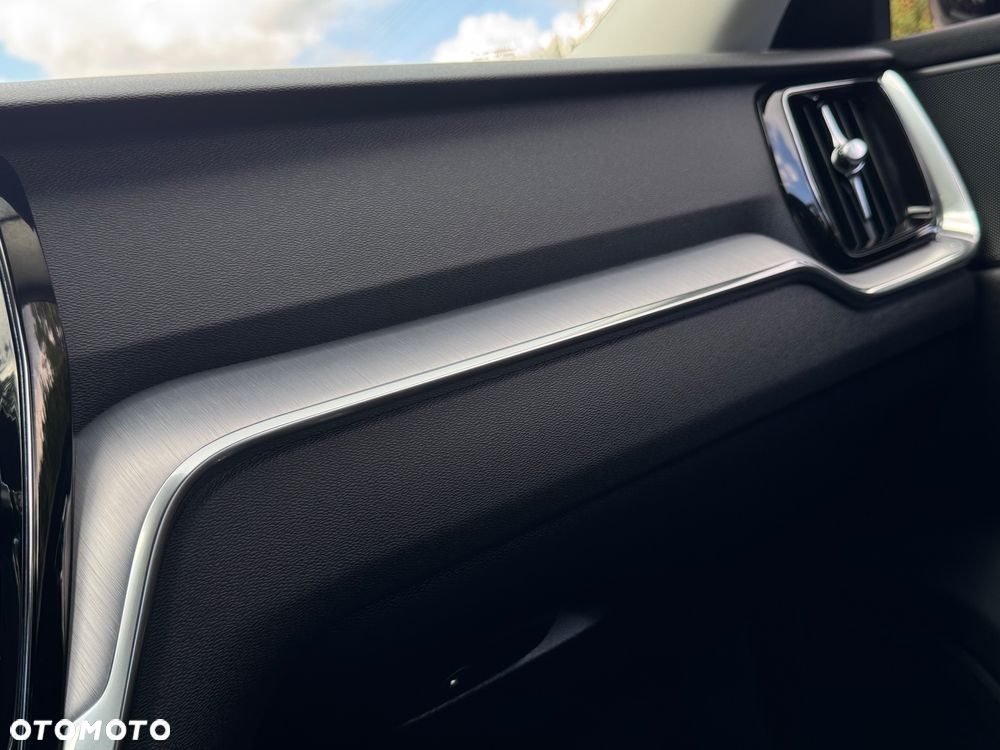 Volvo V60 D4 Geartronic Momentum - 31