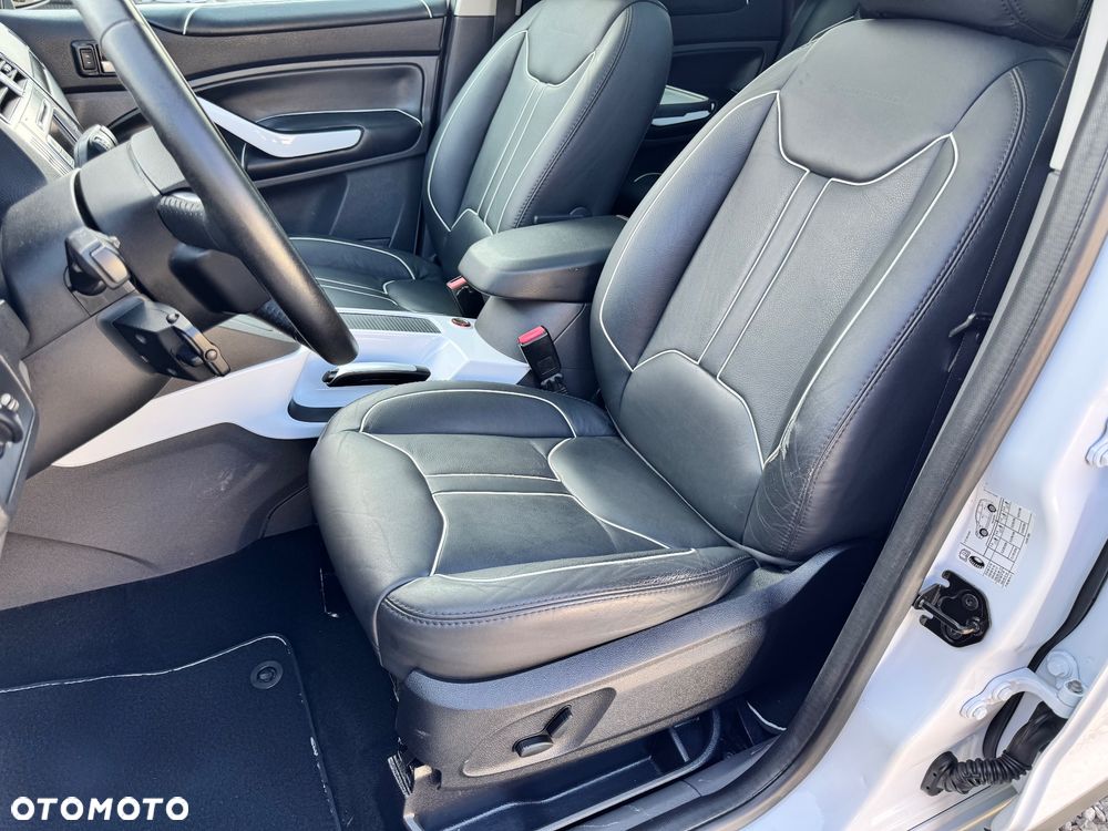 Ford Kuga 2.0 TDCi Individual MPS6 - 27