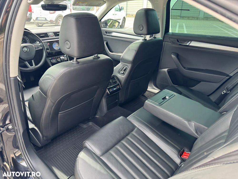 Skoda Superb 2.0 TDI DSG 4X4 Style - 8