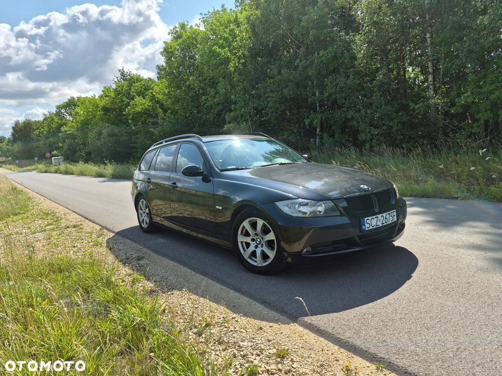 BMW Seria 3 320d - 19