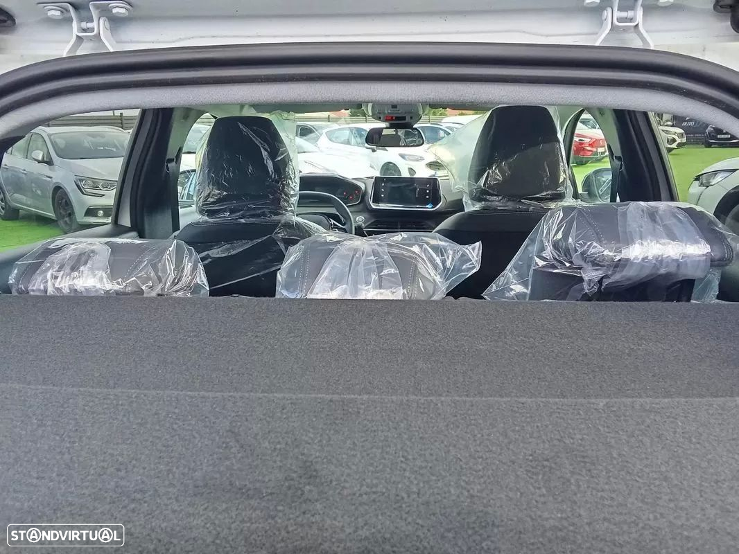 Peugeot e-208 50 kWh GT Line - 8