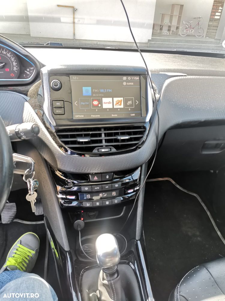 Peugeot 2008 PureTech 130 Stop&Start Crossway - 5