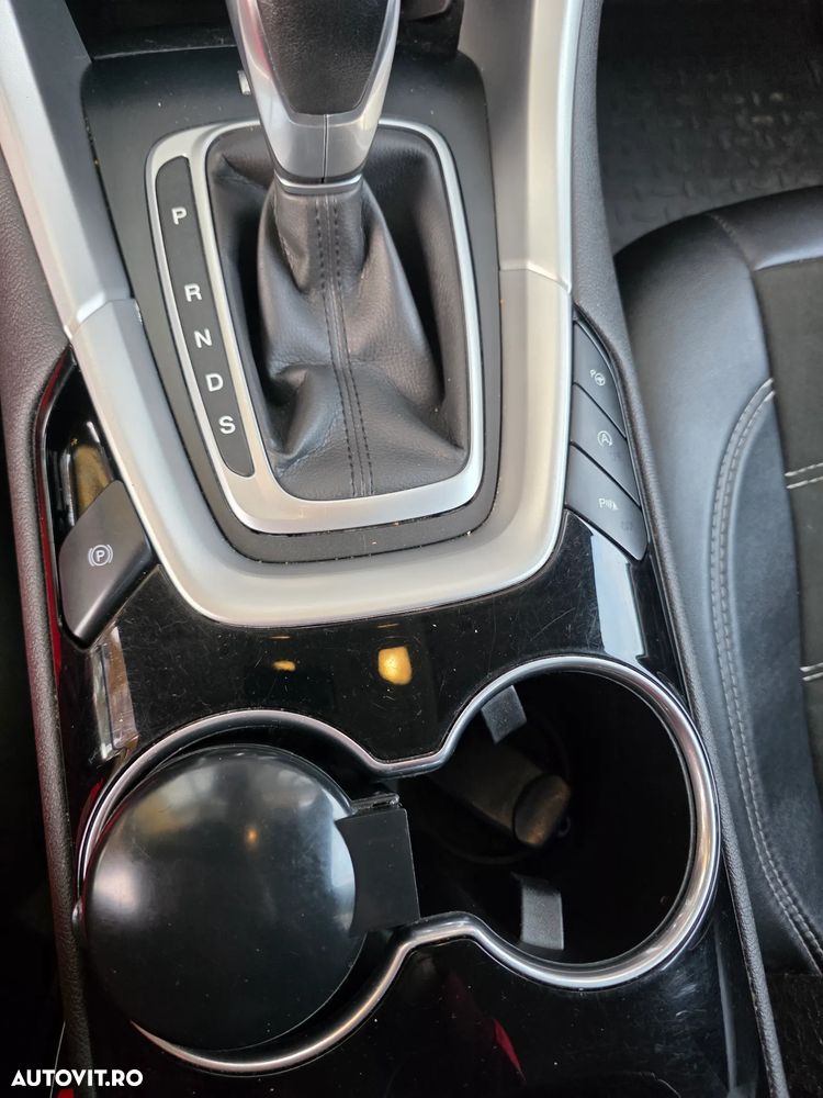 Ford Mondeo 2.0 TDCi Start-Stopp PowerShift-Aut. Vignale - 6