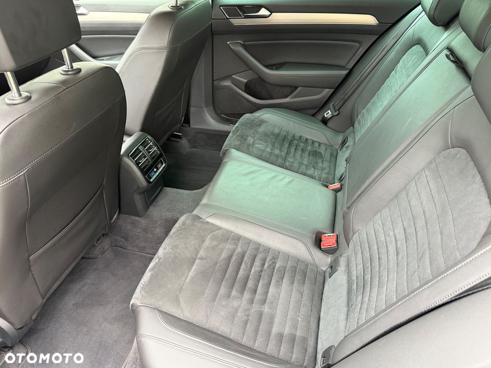 Volkswagen Passat 2.0 TSI BMT Highline DSG - 10
