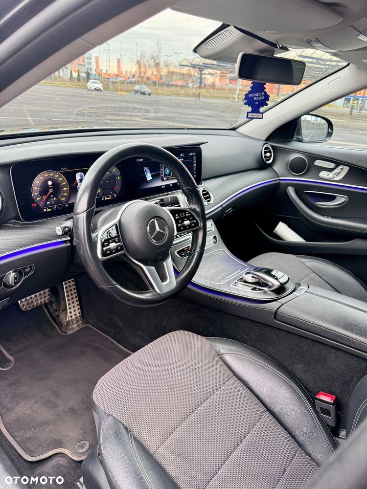 Mercedes-Benz Klasa E 220 d 9G-TRONIC Avantgarde - 12