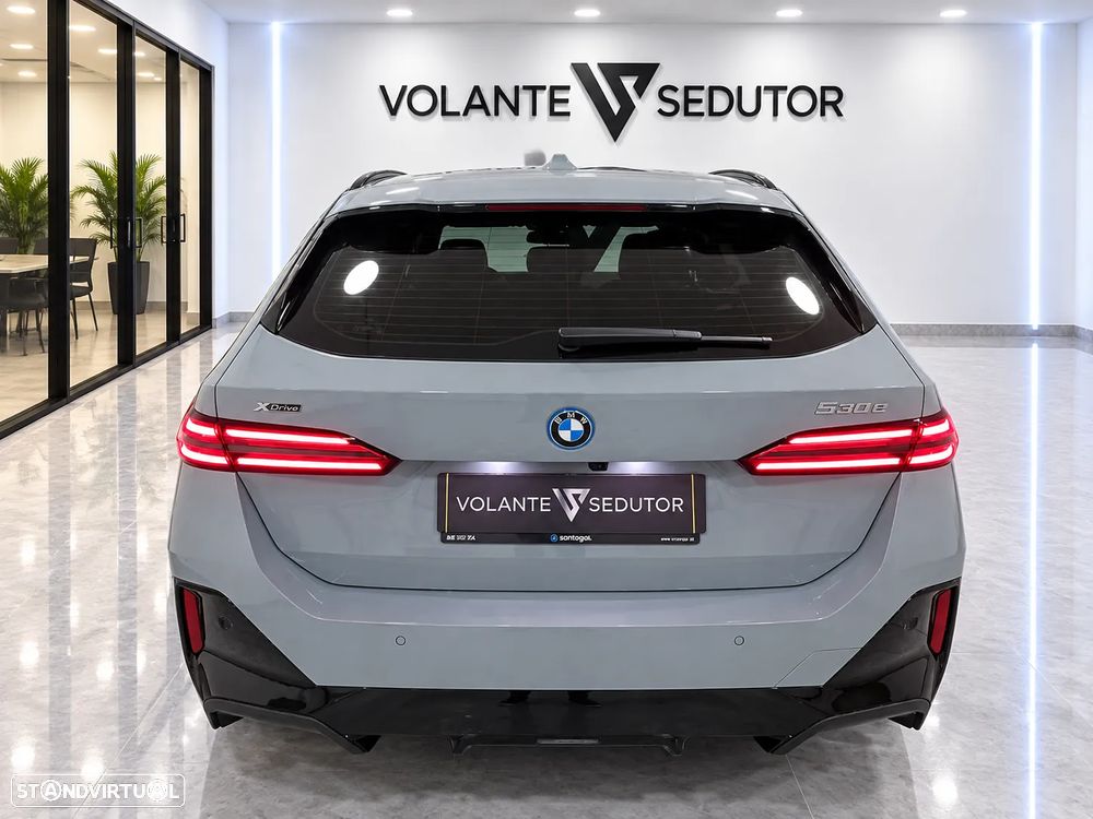 BMW 530 2025 photo 3