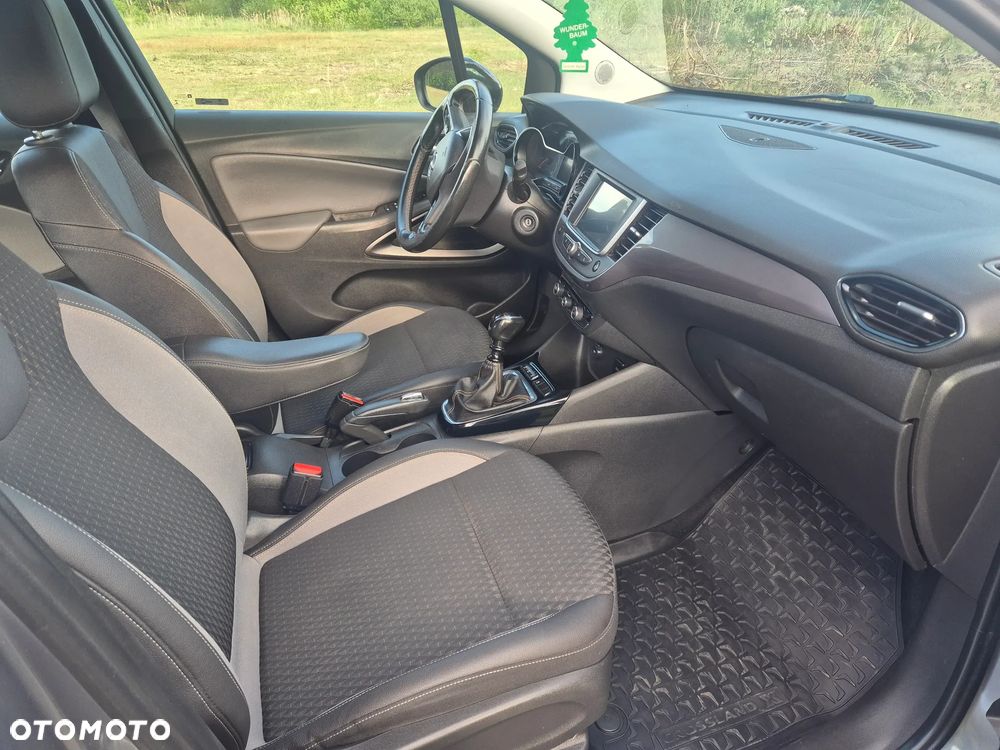 Opel Crossland X - 19
