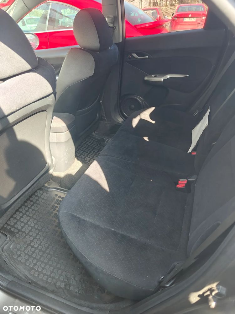 Honda Civic 1.8 Comfort - 11