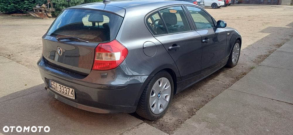 BMW Seria 1 118d - 4