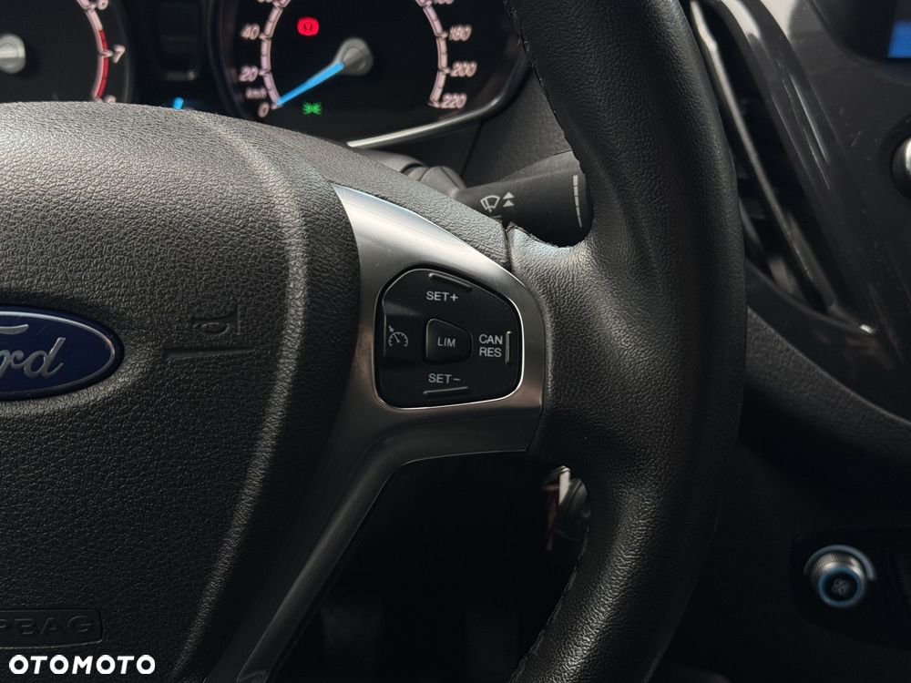 Ford Tourneo Courier 1.0 EcoBoost Titanium - 27